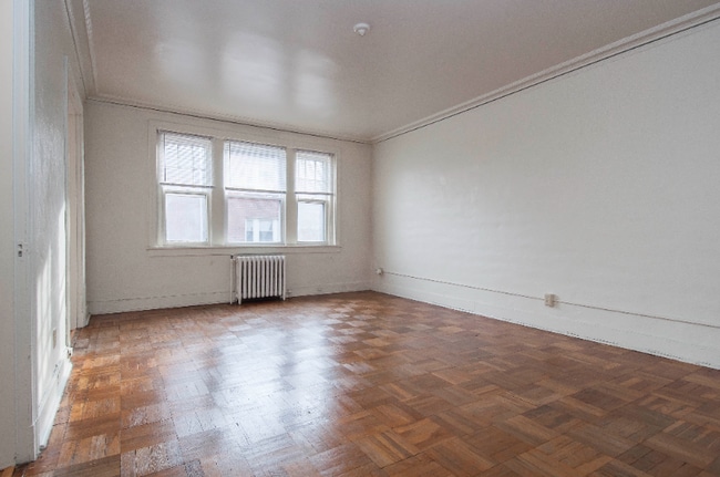 Photo - 5646 Hobart St Unit 4