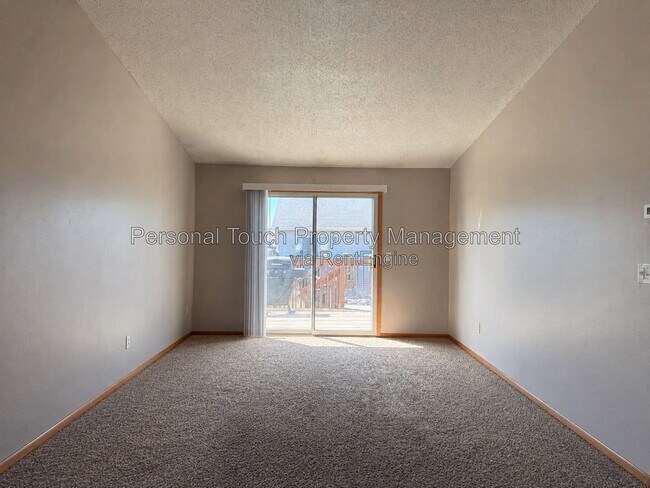 Photo - 4260 39th Ave S