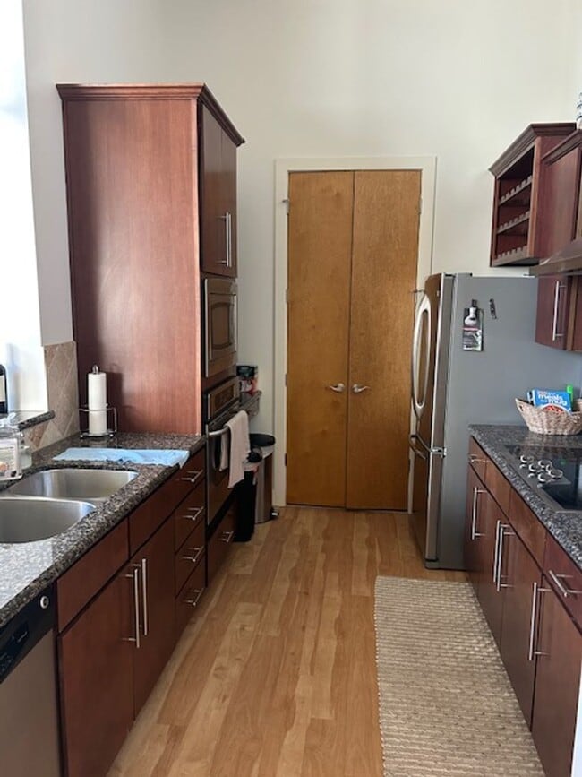 Photo - Fully Furnished, Awesome 1 Bedroom 1.5 Bath Condo in Excellent Location