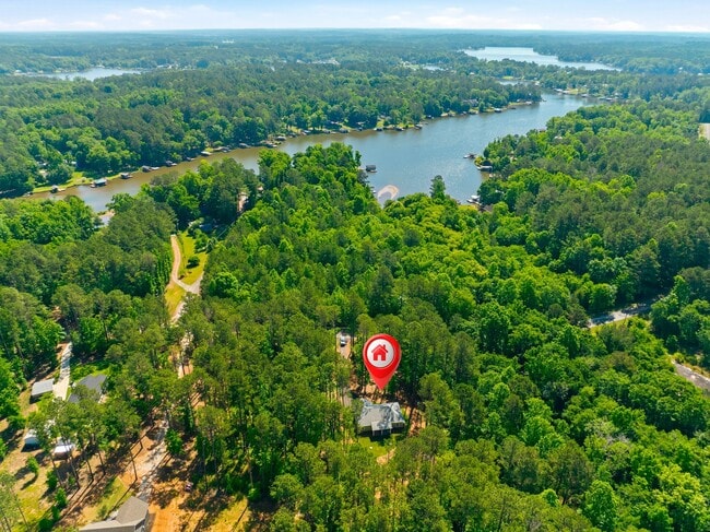 Photo - 183 Crooked Creek Bay Rd SE