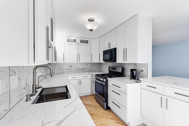 Photo - 2430 S Shag Bark Trail