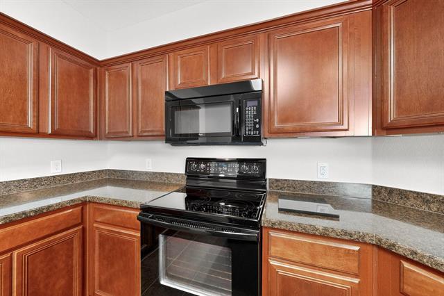 Photo - 5953 Snow Creek Dr