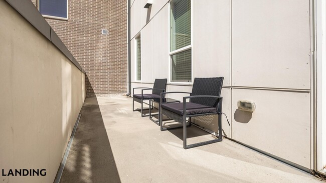 Photo - 2900 E 16th Ave Unidad 239