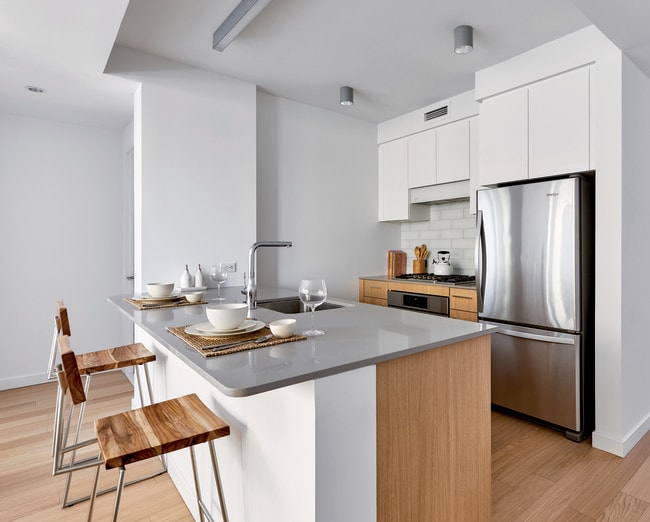 Photo - 10 Halletts Point