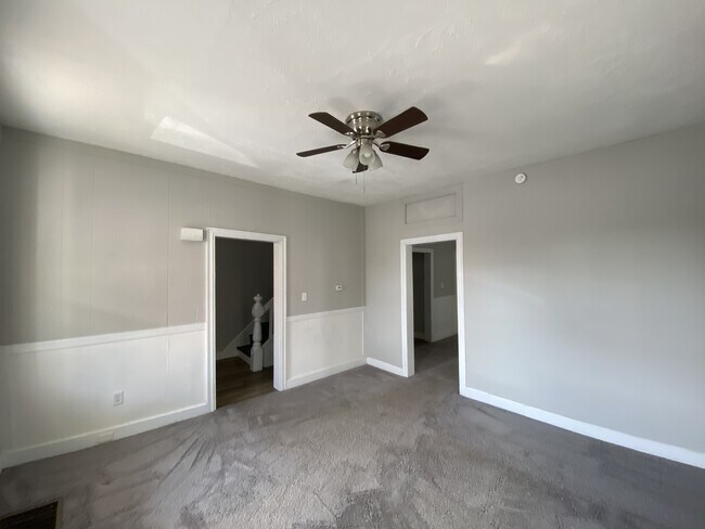 Photo - 26 N Franklin St