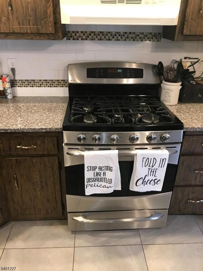 Photo - 18 Hilton St