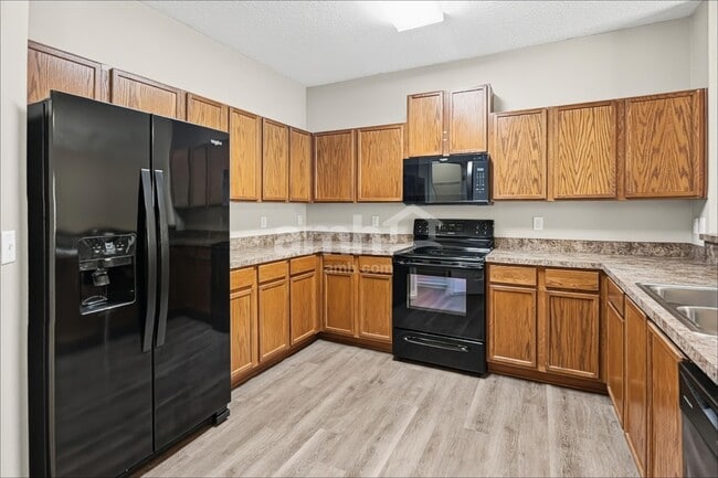Photo - 12107 Hayden Lakes Cir