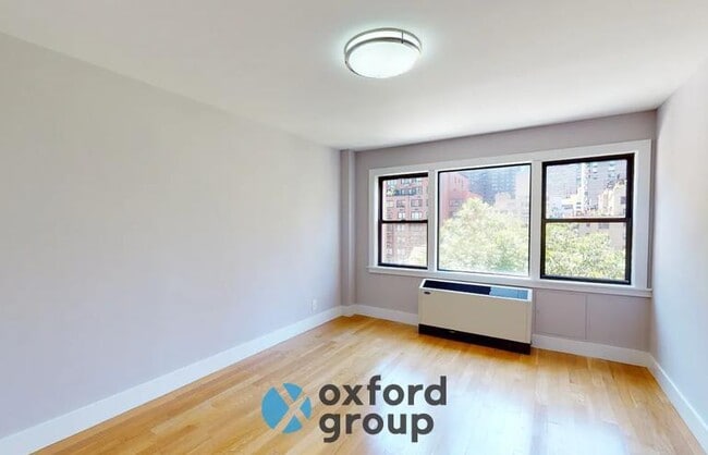 Photo - East 51st Street