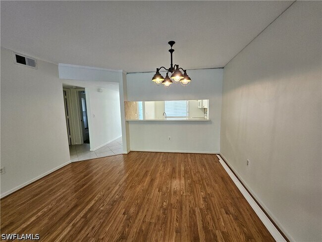 Photo - 3001 Sandpiper Bay Cir Unidad B202