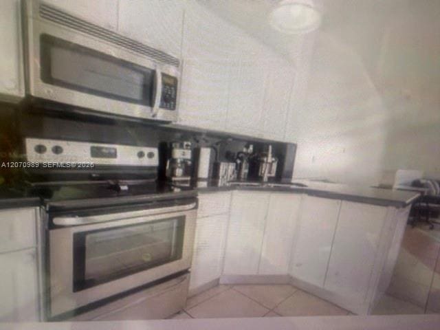Photo - 2485 W 76th St Unidad 207