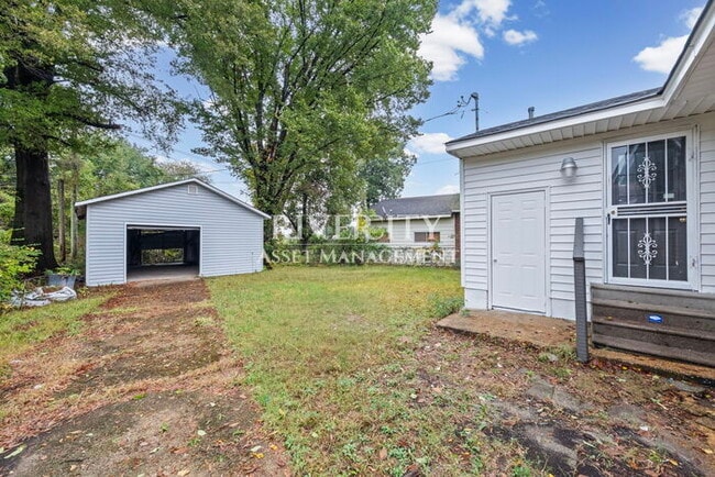 Photo - Berclair Beauty: Newly Renovated 3 Bed, 2 ...