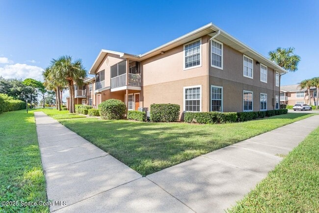 Building Photo - 1861 Long Iron Dr Unit 1102