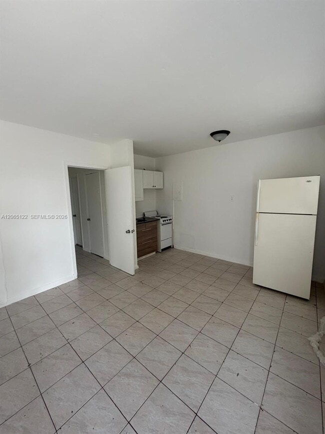 Photo - 1861 NW 49th St