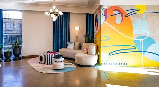 Photo - VIV at Scott's Collection