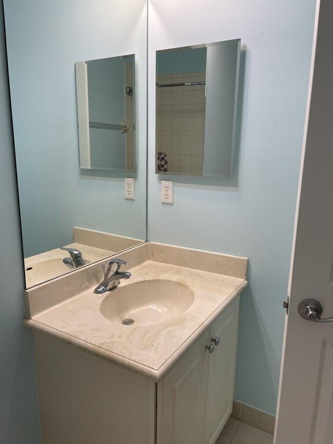 Photo - 138 Lismore Ln