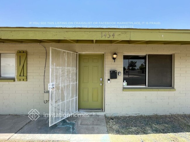 Building Photo - 1434 E Dana Ave Rental