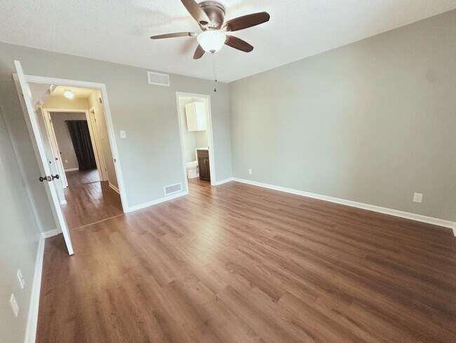 Photo - 112 Goodner Ln