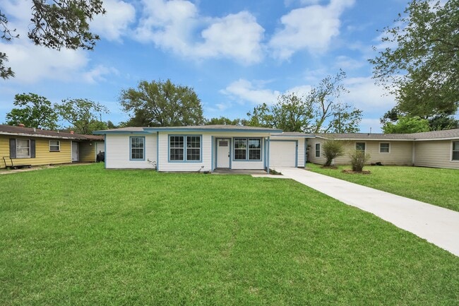 Photo - 3511 Palm Ave