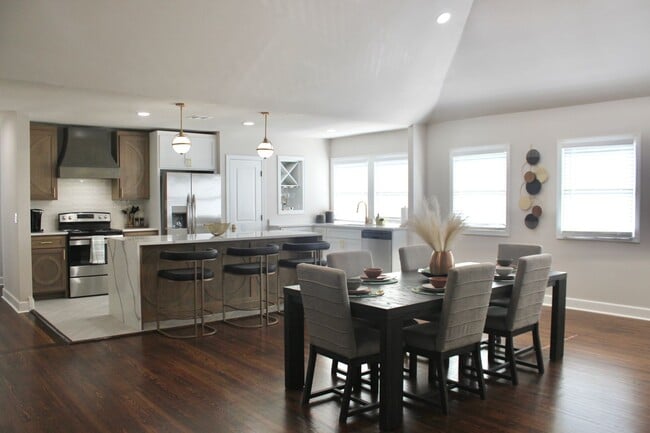 Photo - Rosedale Unit Rosedale Ave - C
