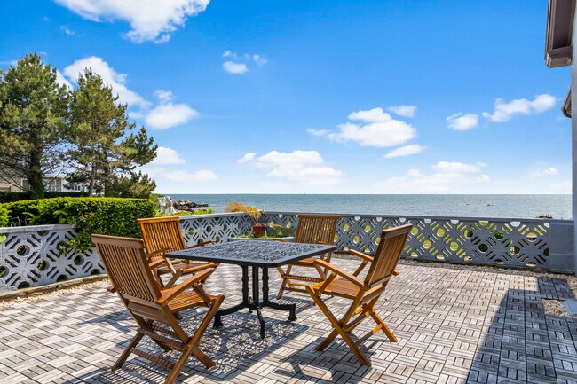 Photo - 29 W Shore Dr