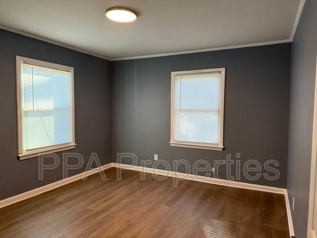 Photo - 1412 Cedar Ave