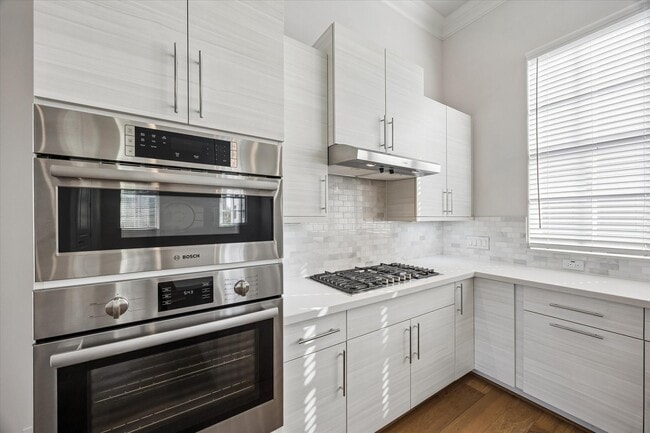 Photo - 9663 Kings Cross Station