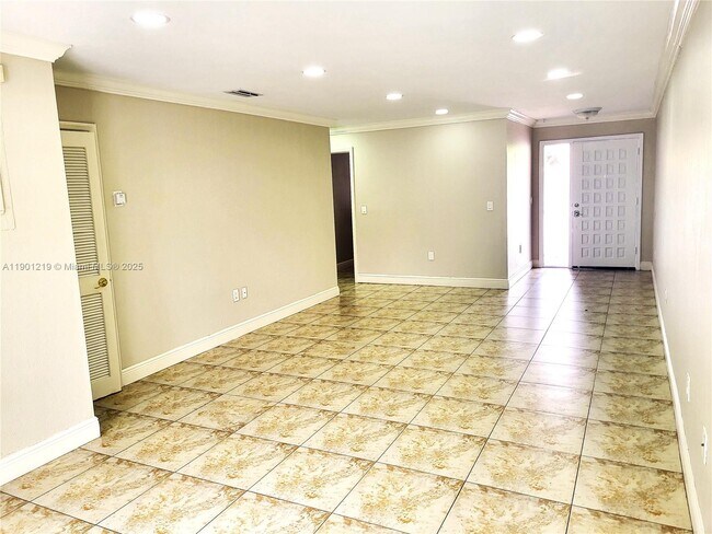 Photo - 13520 SW 64th Ln Unit 13522