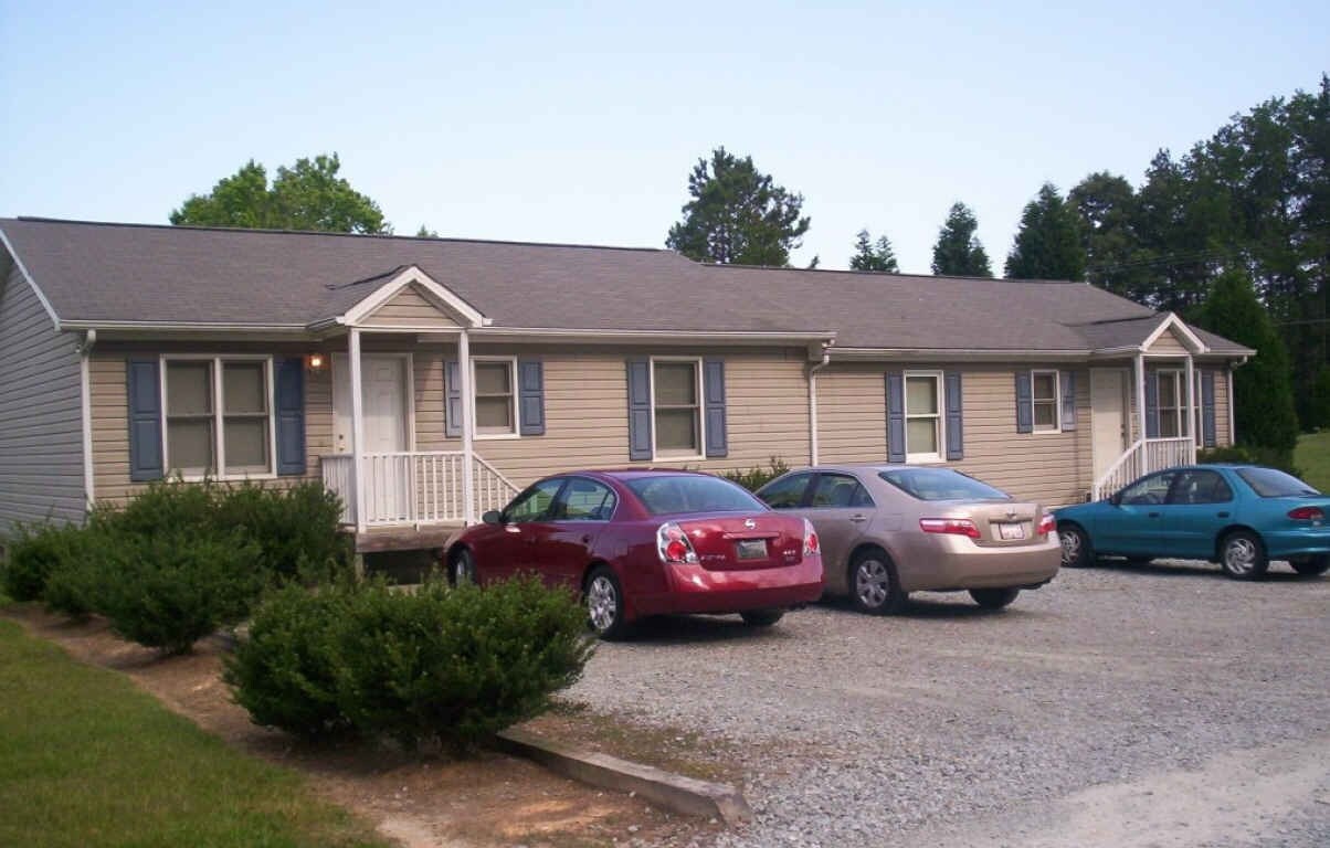 Photo - Dylan Street Apartments