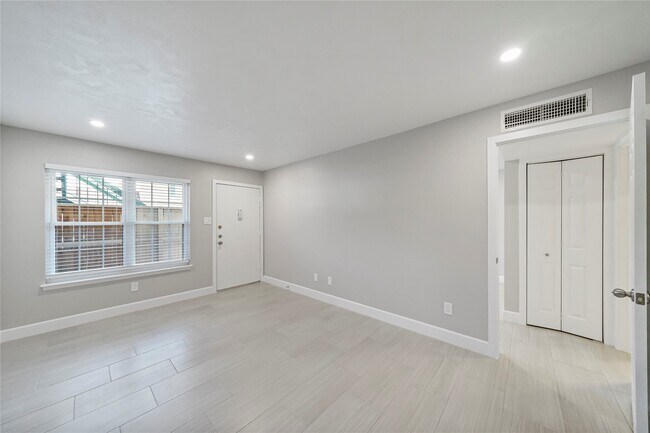 Photo - 845 Augusta Dr Unit 45