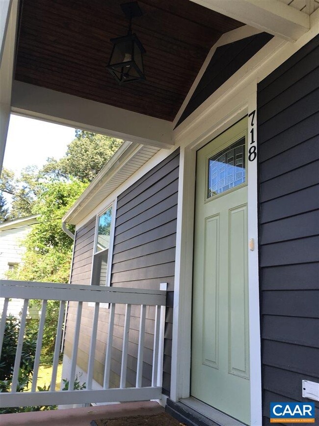 Photo - 718 McIntire Rd