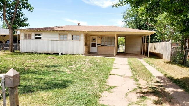 Photo - 127 20th Plz