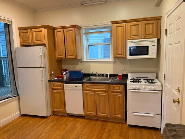 Photo - 1576 Cambridge St Apartamentos Unidad 3T