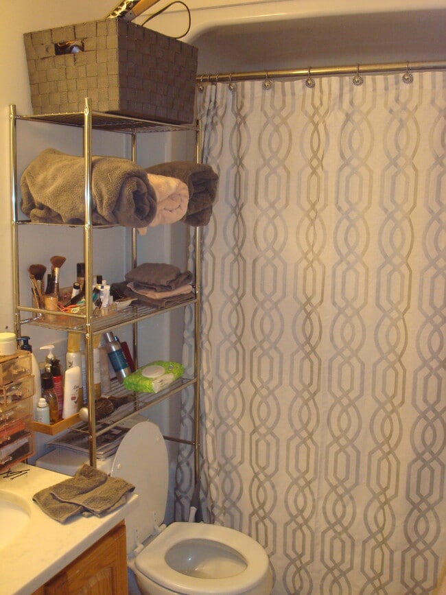 Photo - 1001 Boston Post Rd