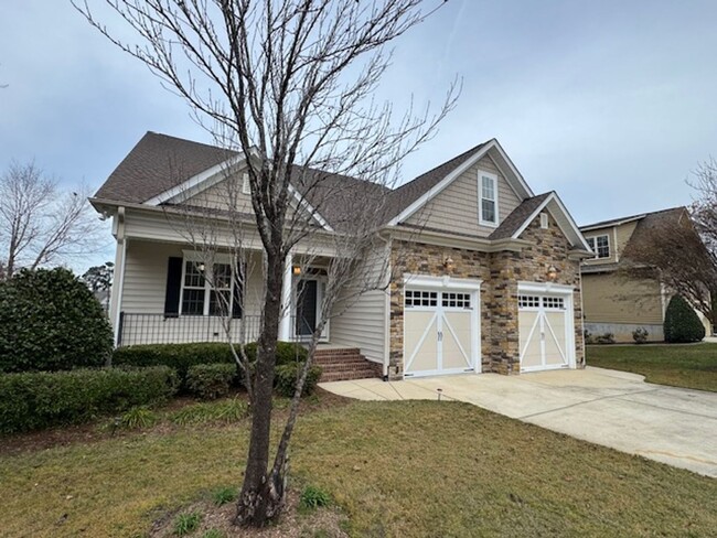 Johnson's Landing with Pond Views! - Johnson's Landing with Pond Views! House