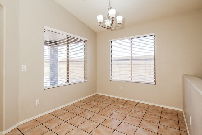 Photo - 802 S 126th Ave