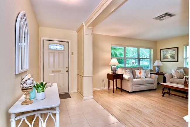 Photo - 129 Alhambra Pl