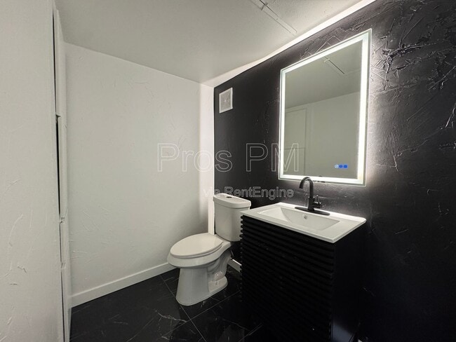 Photo - 5510 Boca Raton Blvd Unit Apartment 431