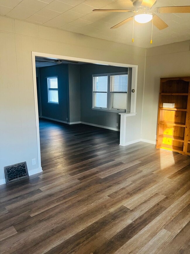 Photo - Central Salina