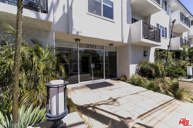 Photo - 2721 2nd St Unidad 210