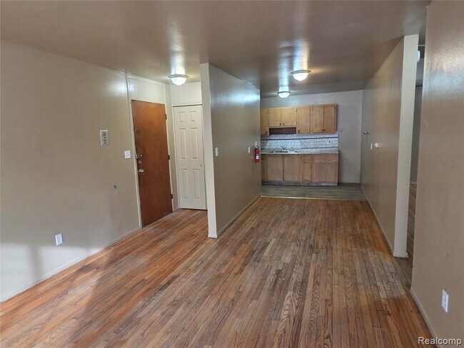 Photo - 15080 Greenfield Rd