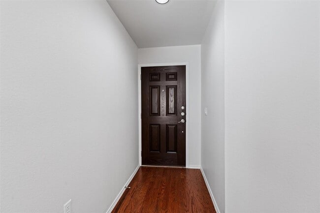 Photo - 206 Paint Creek Ln