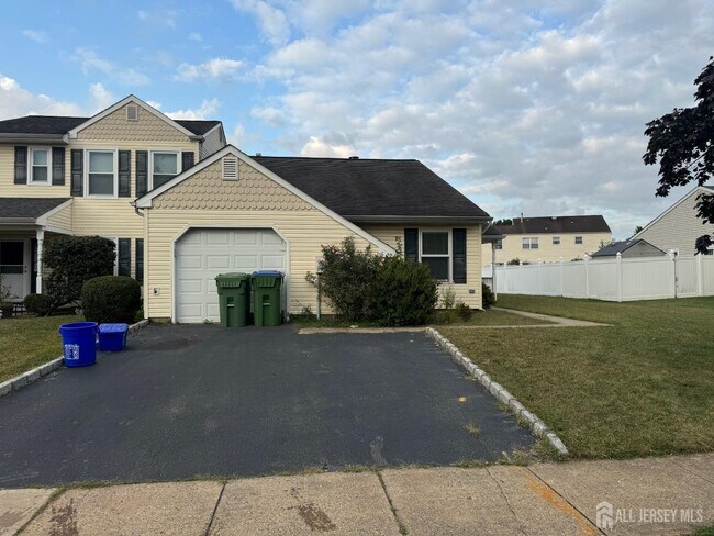 Photo - 69 Sagamore Ave S