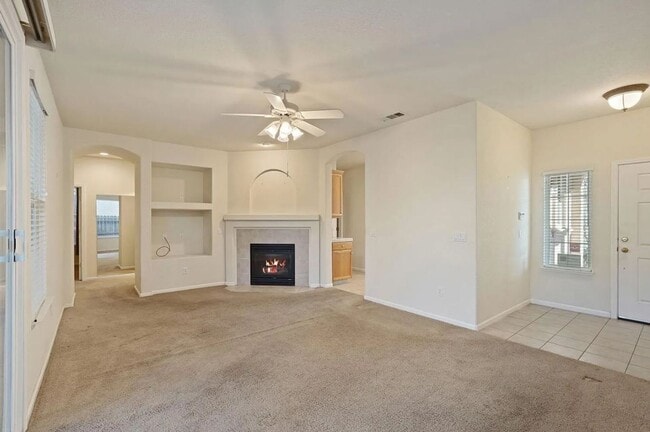 Photo - 1911 Lexington Dr