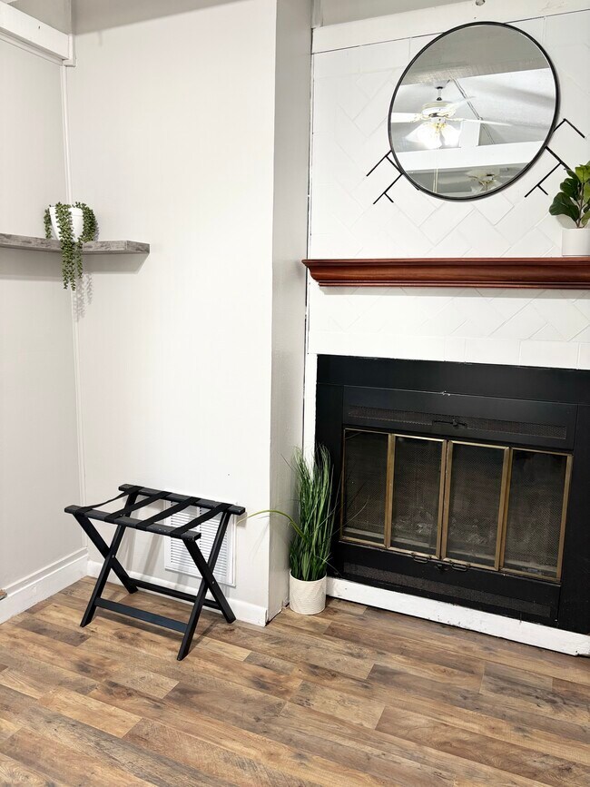 Photo - 418 Savannah Dr