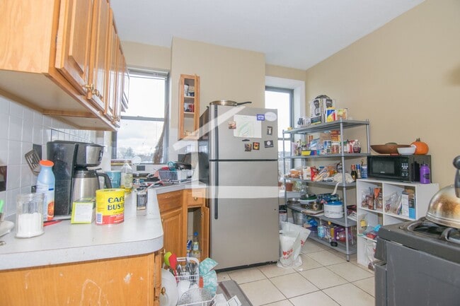 Photo - 9/1 Updated top floor 4BR/2BA in Allston near BU, MBTA