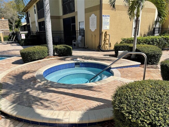 Photo - 10195 Sailwinds Blvd N Unidad 106