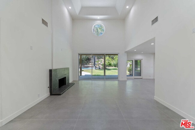 Photo - 4133 Tarrybrae Terrace