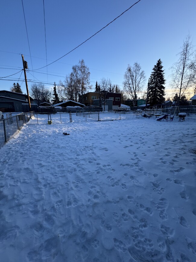 Photo - 617 N Park St Unit B