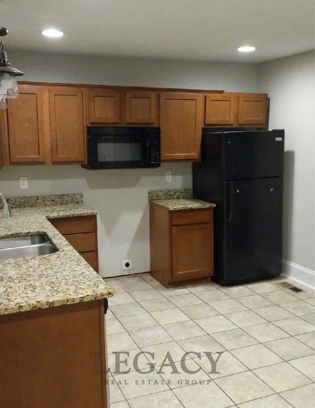 Photo - 1707 Evelyn Ave