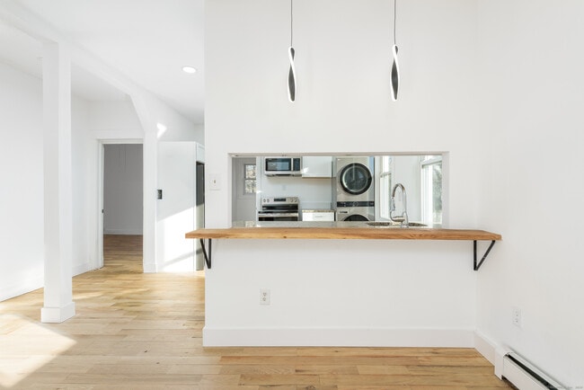 Photo - 517 Winchester Ave Unit #3